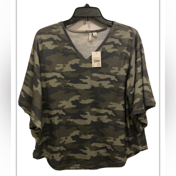 NWT Cato Fashions Camo Shirt - Picture 1 of 4